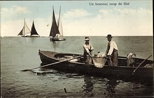 Ansichtskarte / Postkarte Fischer im Ruderboot, Fischfang, Fischnetz