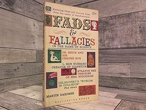 Seller image for Fads & Fallacies in the Name of Science for sale by Archives Books inc.
