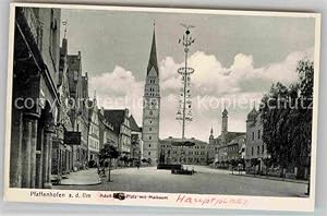 Postkarte Carte Postale 42644976 Pfaffenhofen Ilm Hauptplatz mit Maibaum Pfaffenhofen a.d.Ilm
