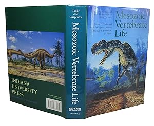 Immagine del venditore per MESOZOIC VERTEBRATE LIFE ( Dinosaurs ) New Research inspired by the Paleontology of Philip J. Currie venduto da Andrew Cox PBFA