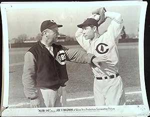 Immagine del venditore per Alibi Ike 8 X 10 Still 1935 Joe E. Brown and William Frawley! venduto da AcornBooksNH