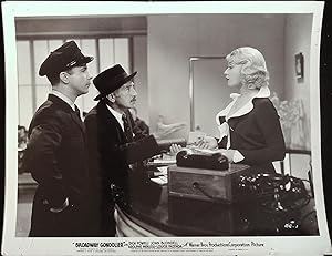 Image du vendeur pour Broadway Gondolier 8 X 10 Still 1935 Dick Powell, Joan Blondell, Adolphe Menjou! mis en vente par AcornBooksNH