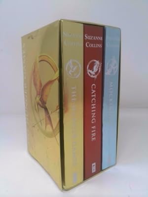 Immagine del venditore per The Hunger Games: Foil Edition venduto da ThriftBooksVintage