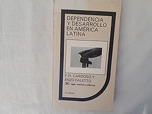 Image du vendeur pour Dependencia y desarrollo en Amrica Latina. mis en vente par Librera "Franz Kafka" Mxico.