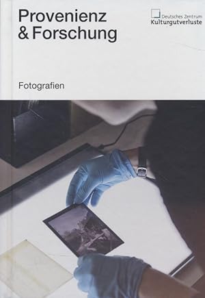 Seller image for Provenienz & Forschung 2023 : Fotografien. for sale by Fundus-Online GbR Borkert Schwarz Zerfa