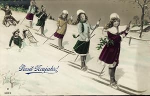 Ansichtskarte / Postkarte Fröhliches Neujahr, Kinder auf Skiern, Schlitten
