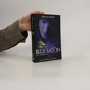 Bild des Verkufers fr Blue moon : the immortals zum Verkauf von Bookbot