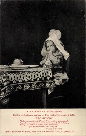 Ansichtskarte / Postkarte Vimoutiers Orne, Kleinkind in Tracht am Tisch speisend, Normandie
