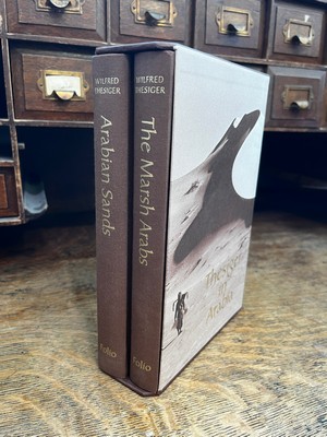 Bild des Verkufers fr Thesiger in Africa. Arabian Sands and The Marsh Arabs (2 vol set complete) zum Verkauf von Kennys Bookshop and Art Galleries Ltd.