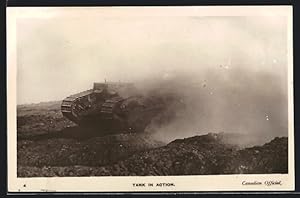 Ansichtskarte Tank in Action, Panzer auf dem Schlachtfeld