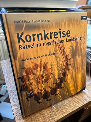 Seller image for Kornkreise - Rtsel in mystischer Landschaft. Annherung an ein Phnomen. for sale by Altstadt-Antiquariat Nowicki-Hecht UG