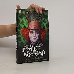 Immagine del venditore per Alice in Wonderland venduto da Bookbot