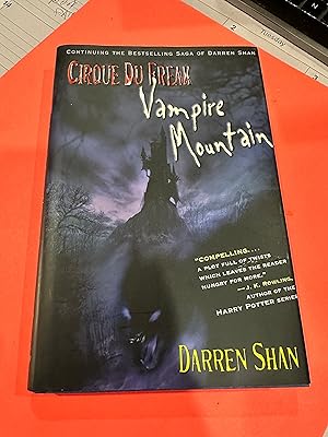 Image du vendeur pour CIRQUE DU FREAK : Vanpire Mountain book 4 mis en vente par Happy Heroes