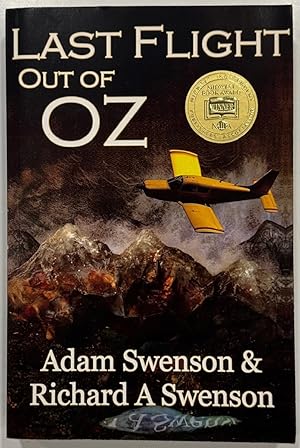 Imagen del vendedor de Last Flight out of Oz a la venta por Eat My Words Books