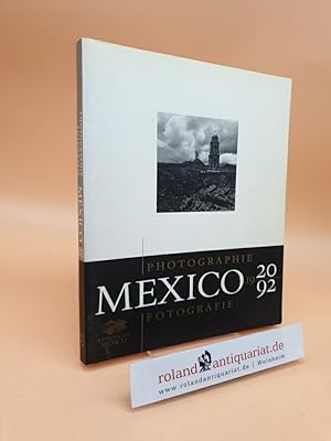 Bild des Verkufers fr Photographic Mexico, 1920-92 zum Verkauf von Roland Antiquariat UG haftungsbeschrnkt