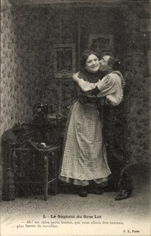 Ansichtskarte / Postkarte Theaterszene Le Gagnant du Gros Lot, Ehepaar, Kuss, Nähmaschine