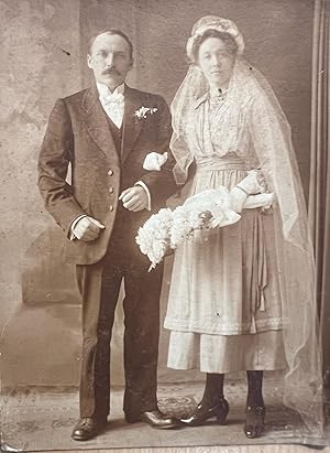 Portrait photography 1920 | Portrait photo of wedding couple Dorus Karsten and Catharina Windt, c...