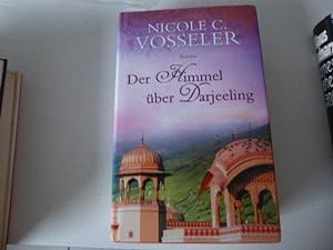 Bild des Verkufers fr Der Himmel ber Darjeeling. Roman. Hardcover mit Schutzumschlag zum Verkauf von Deichkieker Bcherkiste