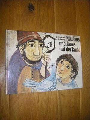 Nikolaus und Jonas mit der Taube