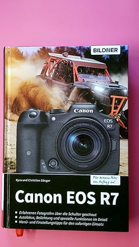 CANON EOS R7.