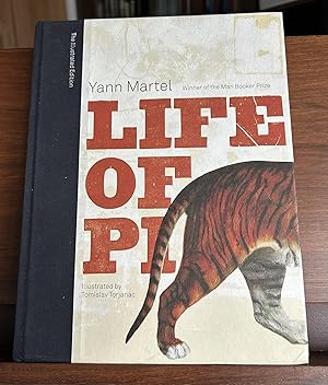 Bild des Verkufers fr Life Of Pi (Illustrated) zum Verkauf von Grimes Hill Book Club