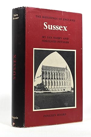 Imagen del vendedor de THE BUILDINGS OF ENGLAND: SUSSEX a la venta por Lost Time Books