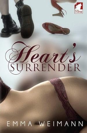 Immagine del venditore per Heart's Surrender venduto da WeBuyBooks