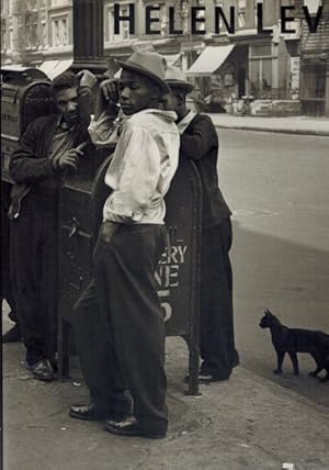 Seller image for Helen Levitt Anllich der Ausstellung "Helen Levitt" der DG-Bank Kunstfrderung Frankfurt a.M. im Frankfurter Kunstverein vom 22.4. bis 1.6.1998 for sale by Elops e.V. Offene Hnde