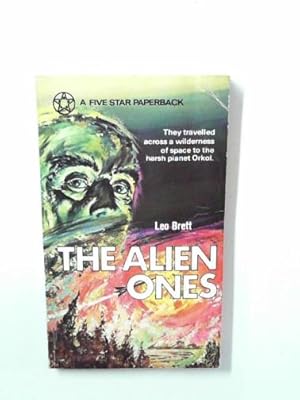 Immagine del venditore per The alien ones venduto da Cotswold Internet Books