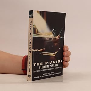 Imagen del vendedor de The pianist : the extraordinary story of one man's survival in Warsaw, 1939-1945 a la venta por Bookbot