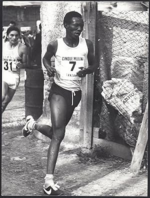 San Vittore Olona (MI) 1977, Maratona Cinque Mulini, Una scena, Sport, Fotografia vintage 18 x 24