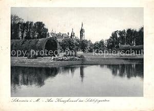 Postkarte Carte Postale 73139300 Schwerin Mecklenburg Kreuzkanal Schlossgarten Schwerin Mecklenburg