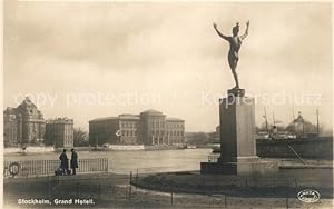 Postkarte Carte Postale 73301821 Stockholm Grand Hotel Monument Denkmal Stockholm