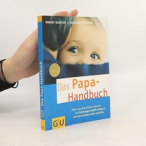 Bild des Verkufers fr Das Papa-Handbuch zum Verkauf von Bookbot