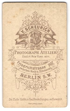 Fotografie V. Scheurich, Berlin, Friedrichstr. 207, Monogramm des Fotografen über Anschrift des A...