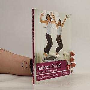 Bild des Verkufers fr Balance Swing auf dem Mini-Trampolin zum Verkauf von Bookbot