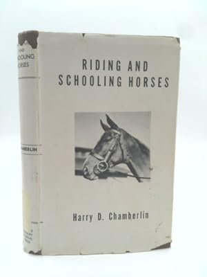 Immagine del venditore per Riding And Schooling Horses venduto da ThriftBooksVintage