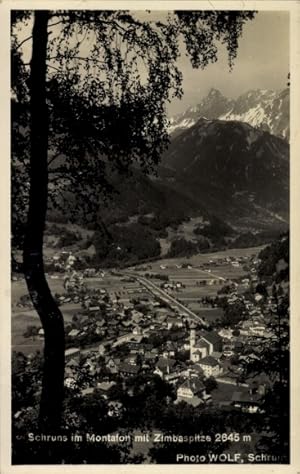 Ansichtskarte / Postkarte Schruns in Vorarlberg, Ortspanorama im Montafon mit Zimbaspitze