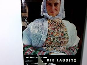 Seller image for Die Lausitz. Sorbische Trachten for sale by Antiquariat Buchhandel Daniel Viertel
