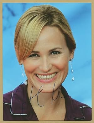 Imagen del vendedor de Judith Godrche - Jolie photo signe en personne - 2003 a la venta por PhP Autographs