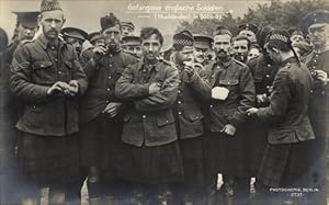 Ansichtskarte / Postkarte Gefangene englische Soldaten, Hochländer in Döberitz - PH Berlin 2737