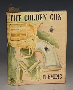 Imagen del vendedor de The Man With The Golden Gun. a la venta por PROCTOR / THE ANTIQUE MAP & BOOKSHOP