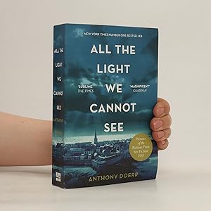 Bild des Verkufers fr All the light we cannot see : a novel zum Verkauf von Bookbot