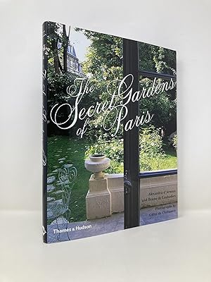 Bild des Verkufers fr The Secret Gardens of Paris zum Verkauf von Southampton Books