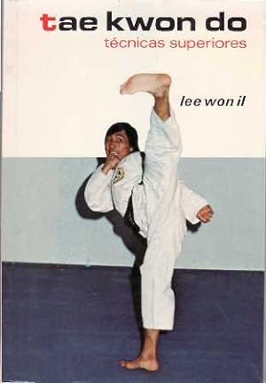 Imagen del vendedor de TAE KWON DO. Tcnicas superiores. Taekwondo. a la venta por Librera y Editorial Renacimiento, S.A.