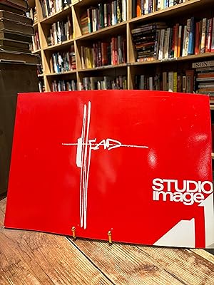 Imagen del vendedor de Studio Image One: (Red) a la venta por Encore Books