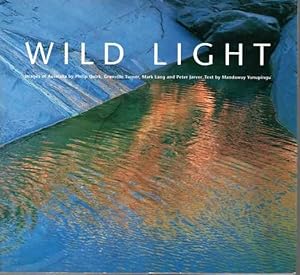 Immagine del venditore per Wild Light: Images of Australia venduto da Leura Books