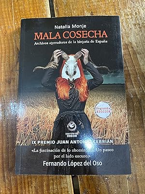 Imagen del vendedor de Mala cosecha: Archivos aterradores de la historia de Espaa a la venta por Trfico de Libros Lavapies