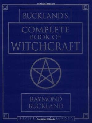 Bild des Verkufers fr Complete Book of Witchcraft (Llewellyn's Practical Magick) zum Verkauf von WeBuyBooks