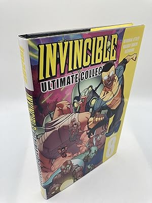Bild des Verkufers fr Invincible: The Ultimate Collection Volume 8 (Invincible Ultimate Collection, 8) zum Verkauf von thebookforest.com